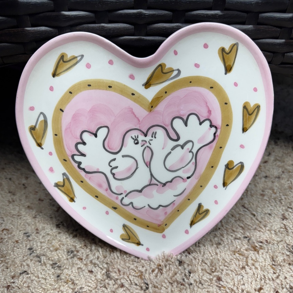 Amora Italy Pink Heart Shaped Plate Doves Love